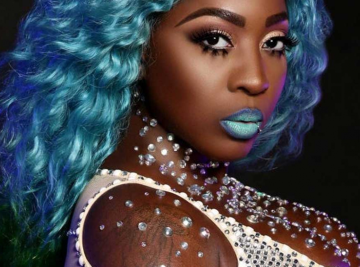 Queen of the Dancehall, Spice, promoting her new single, "Go Down Deh, with Shaggy and Sean Paul."