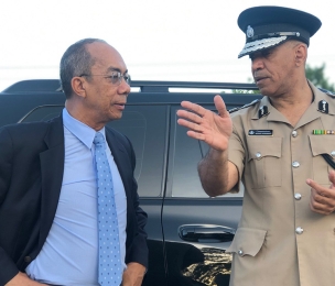JAMAICA | PNP calls on Security Minister to Resign, Comissioner on 60-day Warming