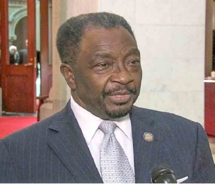 JAMAICA |  Ambassador Nick Perry heads to Jamaica after presented with his instrument of authority