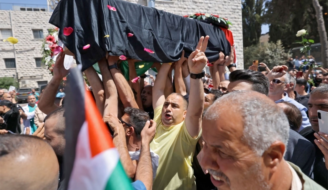 Israeli Forces Beat Funeral Procession for Shireen Abu Akleh