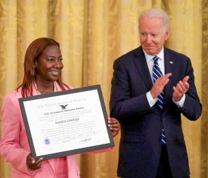 DIASPORA | Jamaican born nurse, Sandra Lindsay to receive Presidential Medal of Freedom