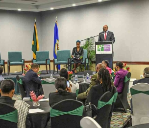 JAMAICA | Bartlett Sees Potential of CARICOM Visa