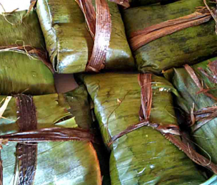 FOOD | Duckunoo, Blue Drawers or Tie-a-Leaf