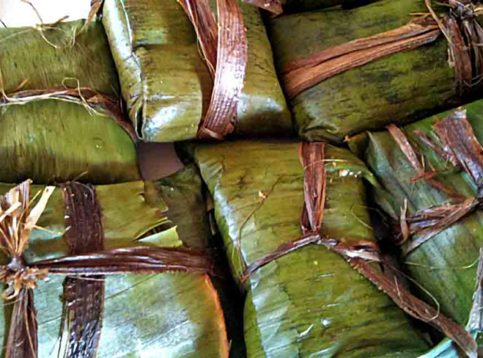 FOOD | Duckunoo, Blue Drawers or Tie-a-Leaf