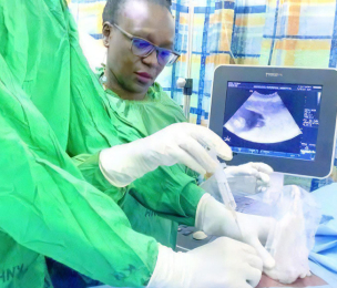 AFRICA | Doctors Transfuse Baby In Mother’s Womb - Historic Procedure
