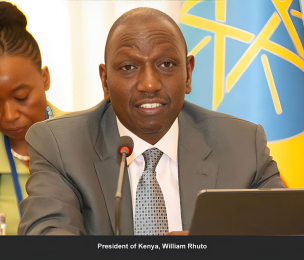 Kenyan Ministers Locked out by president Rhuto after arriving late to sign performance contracts