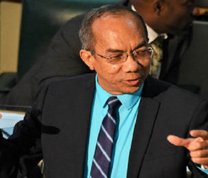 JAMAICA | The JLP's Horace Chang wants Ian Hayles to Apologise over  Black Tank Statement