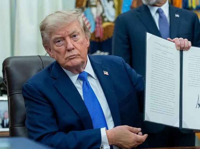 Donald Trump is trying again to scale back birthright citizenship in the US, by signing two executive orders