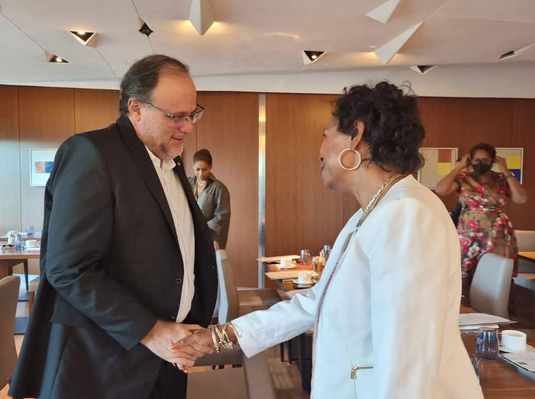 Opposition Leader Mark Golding greets Jamaican-American Congresswoman Yvette Diane Clarke from Brooklyn New York. She co-chairs the Congressional Caribbean Caucus and works to foster relationships between the United States and the Caribbean Community. Clarke is a Senior Member of both the House Energy and Commerce Committee and House Committee on Homeland Security, where she serves as Chair of the Cybersecurity, Infrastructure Protection, and Innovation Subcommittee. Clarke has been a member of the Congressional Black Caucus since coming to Congress in 2007 and today chairs its Immigration Task Force.