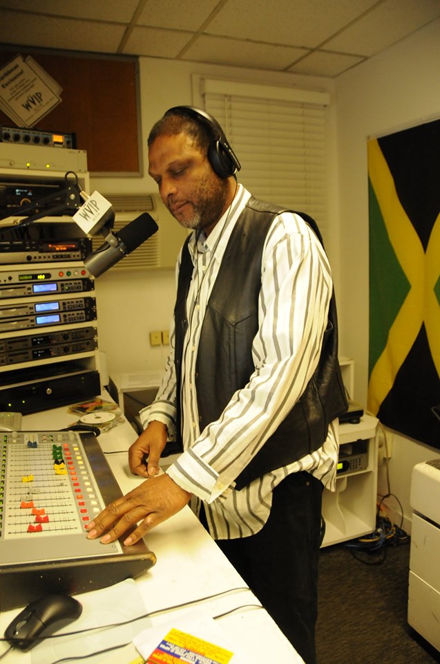 Legendary New York radio broadcaster Ken Williams in his WRTN studio.