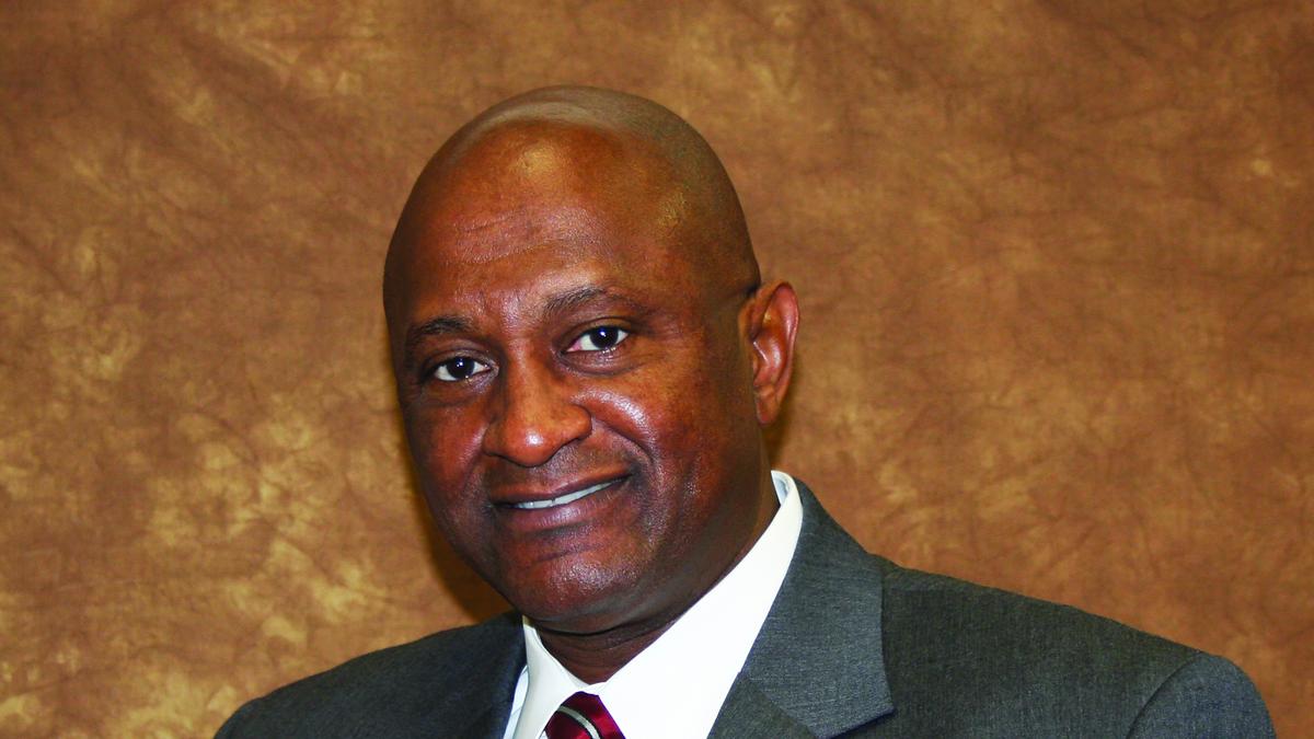  Miguel Southwell, of  Brakkam Aviation Management, LLC to oversees V.C. Bird International Airport in Antigua and Barbuda International Airport.